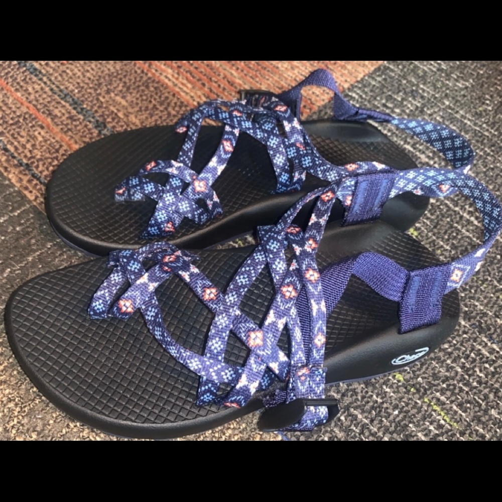 women’s brand new chacos